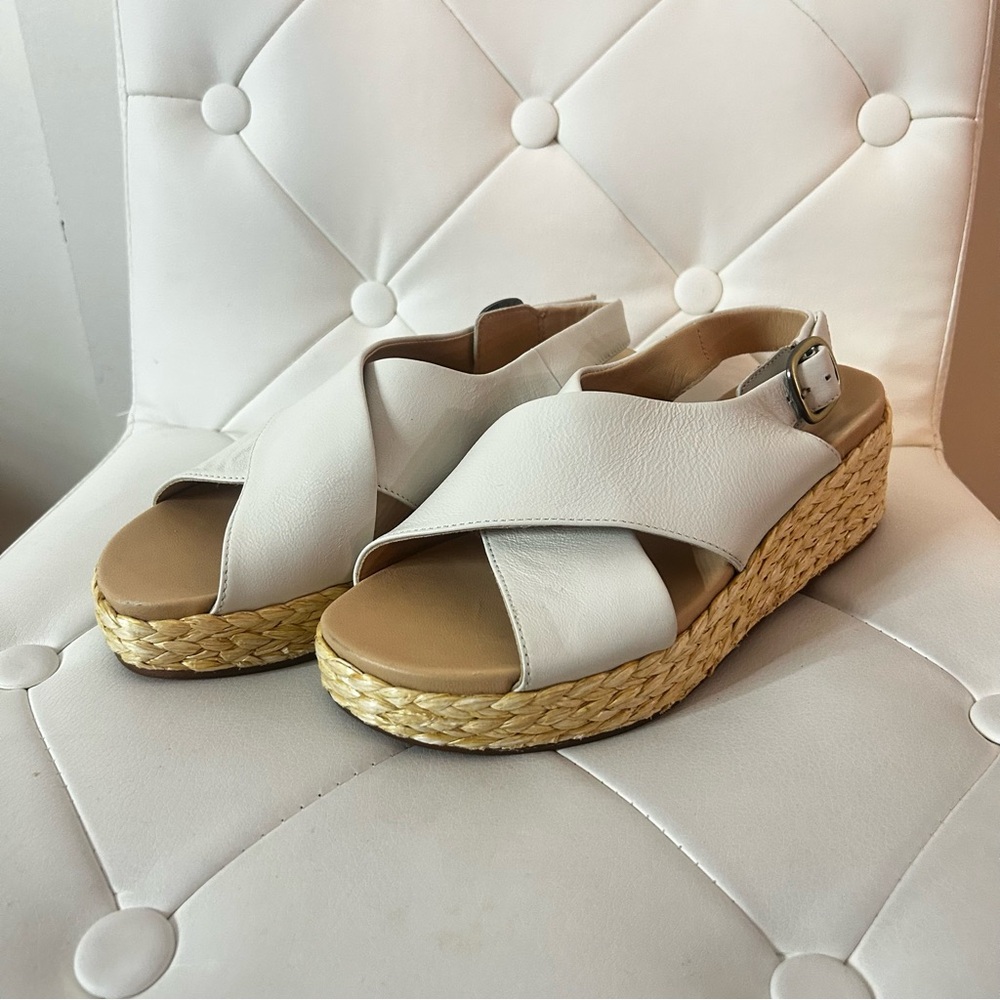 Clarks Kimmei Cross White Leather Espadrille Sandals